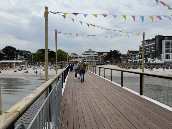 Eindrücke der neuen Seebrücke in Scharbeutz